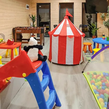 Pet Friendly In With Sauna Сasa de vacaciones